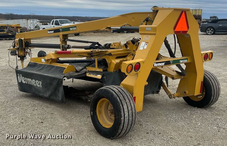 image for item NN9319 Vermeer TM1200  disc mower