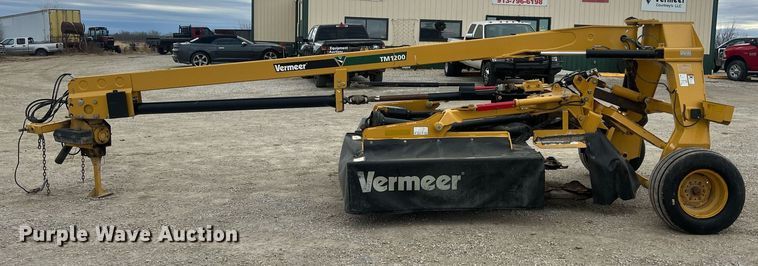 image for item NN9319 Vermeer TM1200  disc mower