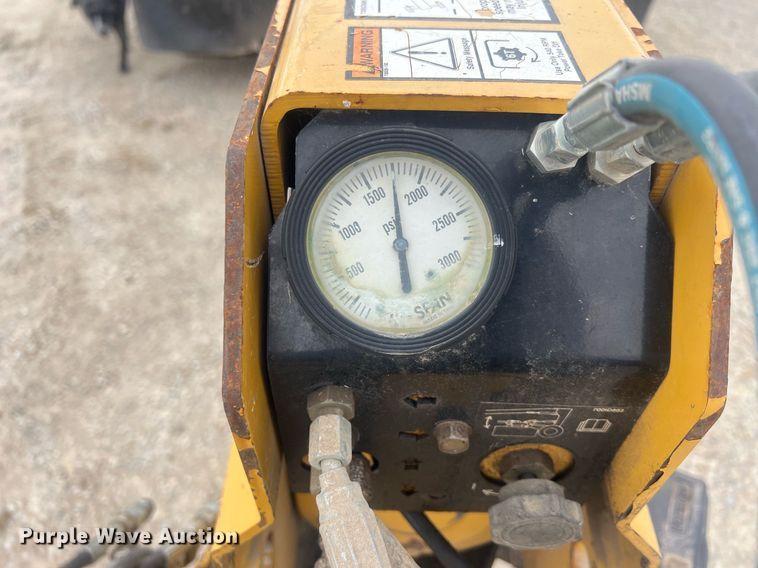 image for item NN9319 Vermeer TM1200  disc mower