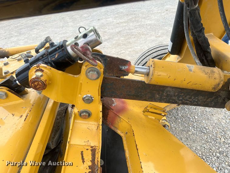 image for item NN9319 Vermeer TM1200  disc mower