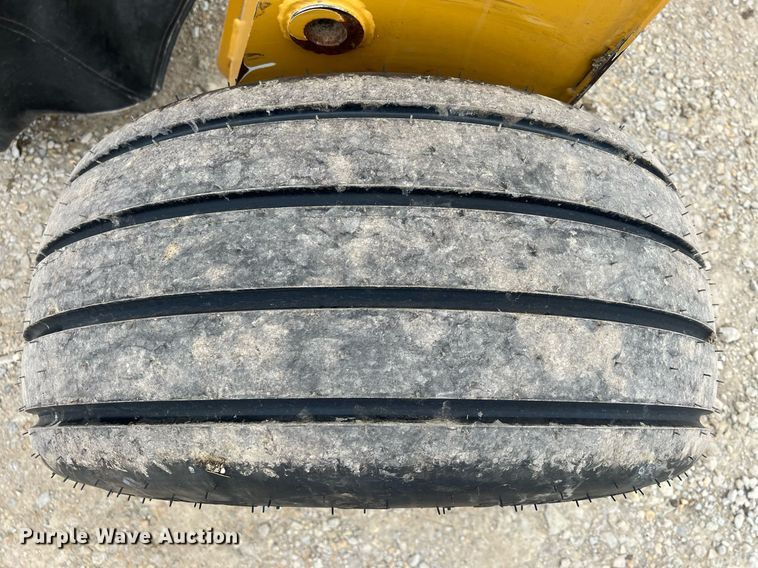 image for item NN9319 Vermeer TM1200  disc mower