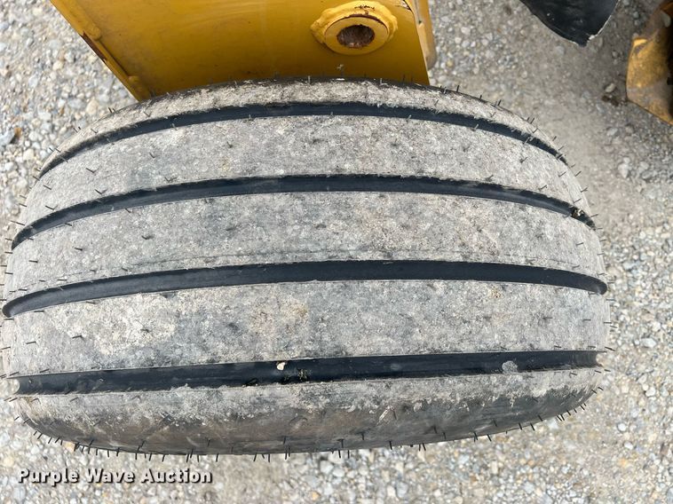 image for item NN9319 Vermeer TM1200  disc mower