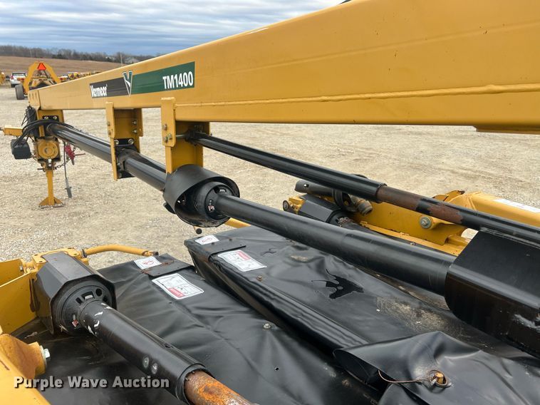 image for item NN9320 Vermeer TM1400  disc mower