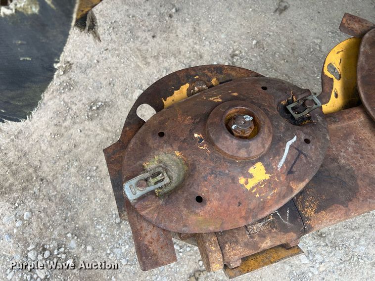 image for item NN9320 Vermeer TM1400  disc mower