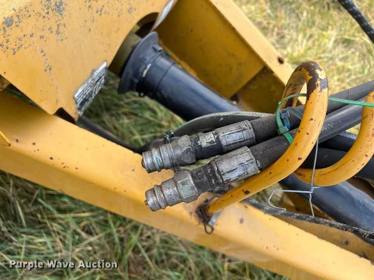 image for item NN9321 Vermeer 605XL  round baler