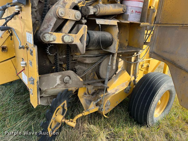 image for item NN9321 Vermeer 605XL  round baler