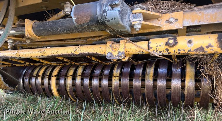 image for item NN9321 Vermeer 605XL  round baler