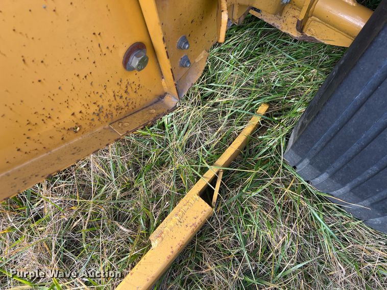 image for item NN9321 Vermeer 605XL  round baler