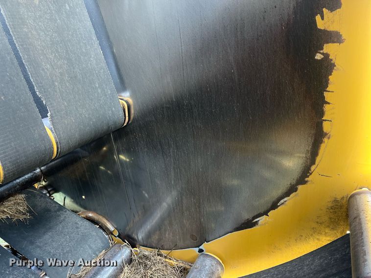 image for item NN9321 Vermeer 605XL  round baler