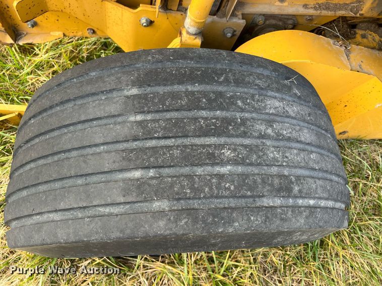 image for item NN9321 Vermeer 605XL  round baler