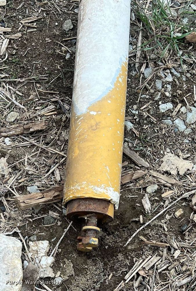 image for item NN9321 Vermeer 605XL  round baler