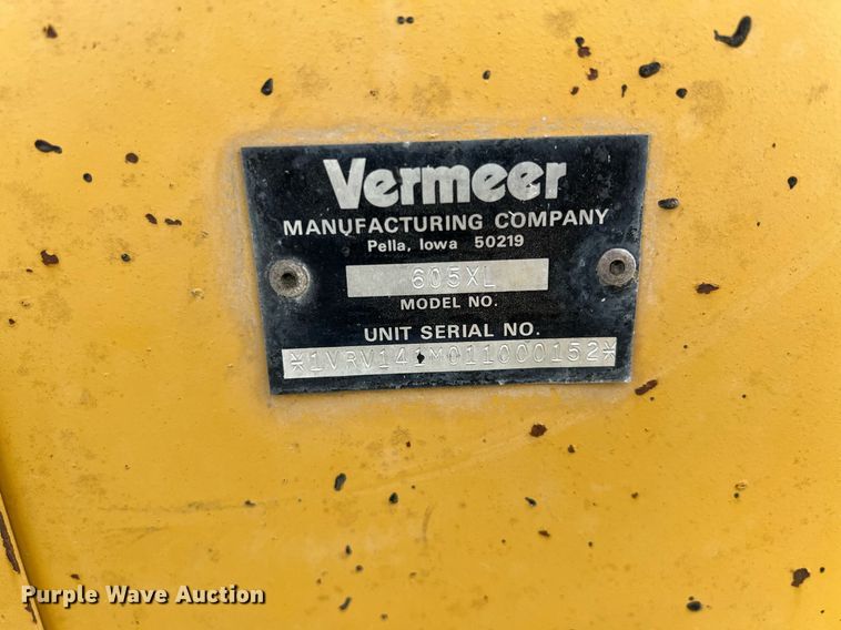 image for item NN9321 Vermeer 605XL  round baler