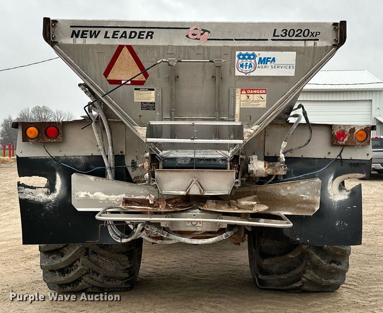 image for item NO9389 Ag-Chem TerraGator 8401  spreader