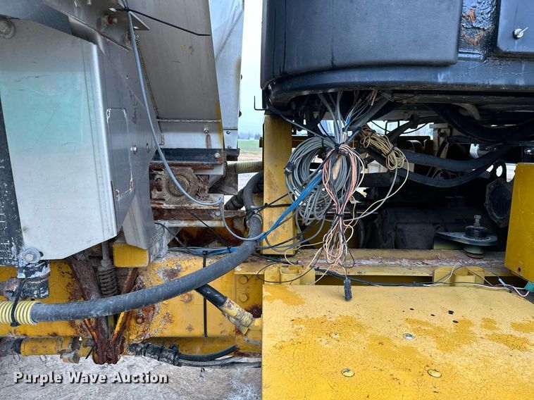 image for item NO9389 Ag-Chem TerraGator 8401  spreader