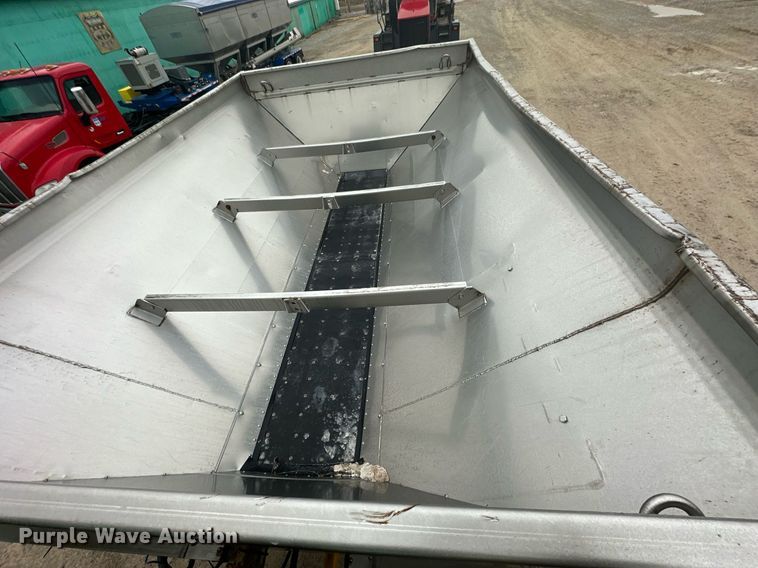 image for item NO9389 Ag-Chem TerraGator 8401  spreader