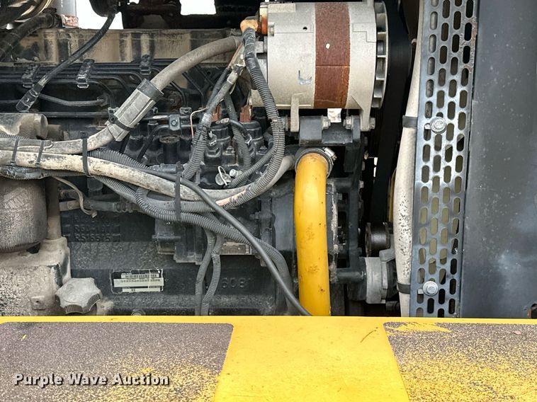 image for item NO9389 Ag-Chem TerraGator 8401  spreader