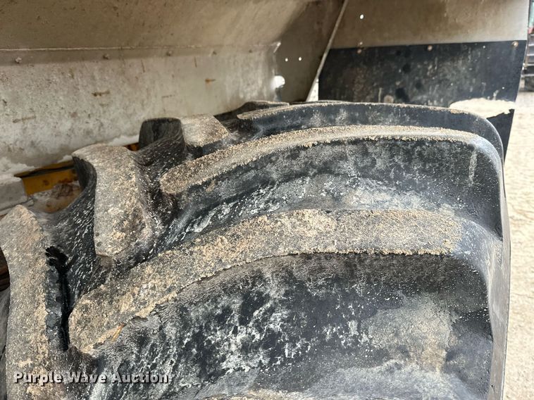 image for item NO9389 Ag-Chem TerraGator 8401  spreader