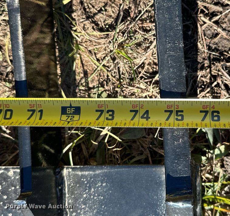 image for item NO9457 KC  skid steer rock grapple bucket