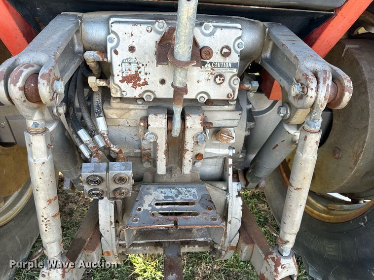 image for item NO9496 1978 Massey Ferguson 2705  tractor