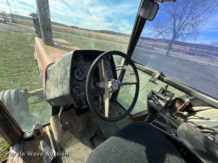 image for item NO9496 1978 Massey Ferguson 2705  tractor