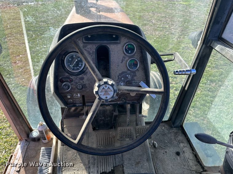 image for item NO9496 1978 Massey Ferguson 2705  tractor
