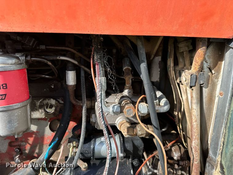 image for item NO9496 1978 Massey Ferguson 2705  tractor