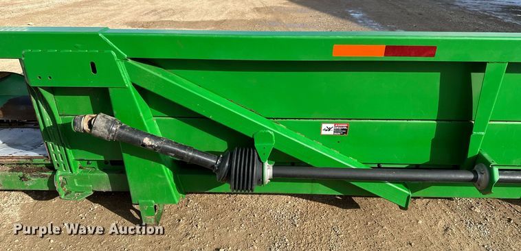 image for item NO9499 2009 John Deere 612C  corn head