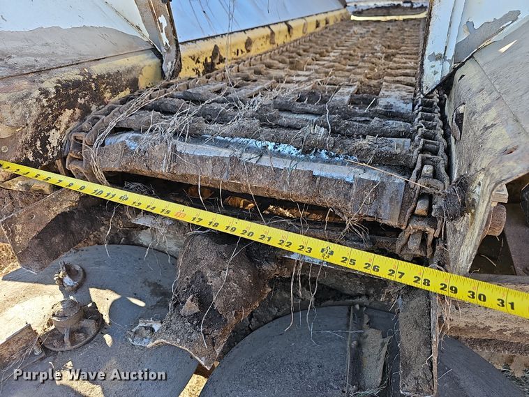 image for item NP9240 1996 International 4700 4X2  applicator truck