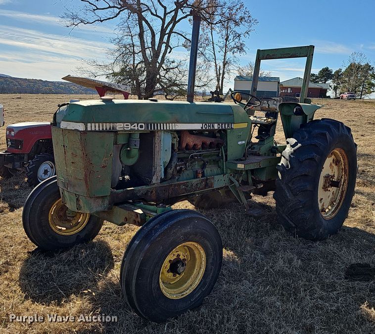 image for item NP9241 John Deere 2940  tractor