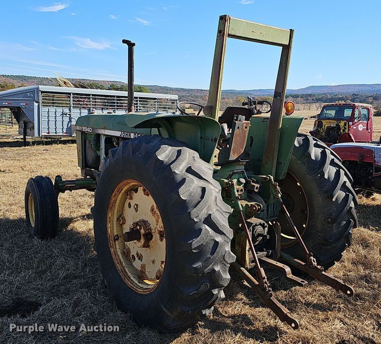 image for item NP9241 John Deere 2940  tractor