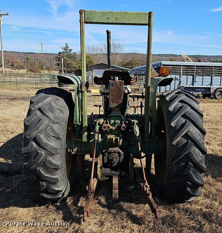 image for item NP9241 John Deere 2940  tractor