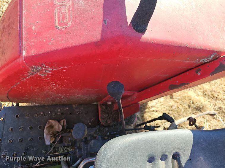 image for item NP9242 2005 Tractor King 254  MFWD tractor