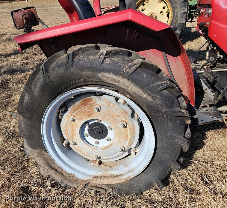 image for item NP9242 2005 Tractor King 254  MFWD tractor