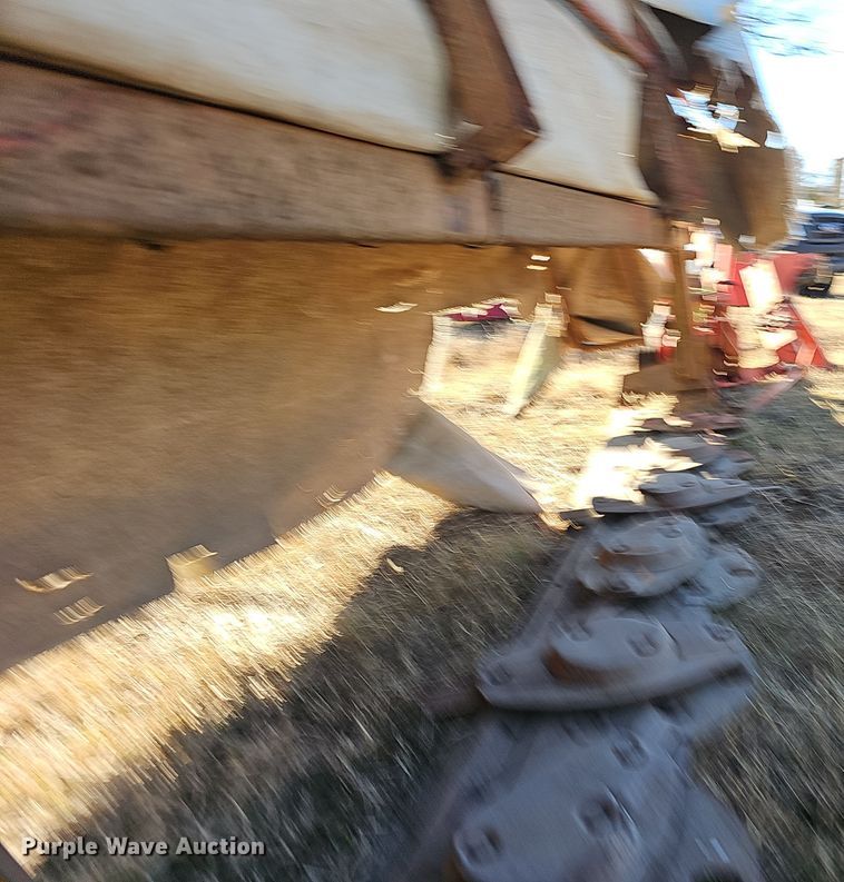 image for item NP9244 Kuhn GMD700GII HD  disc mower