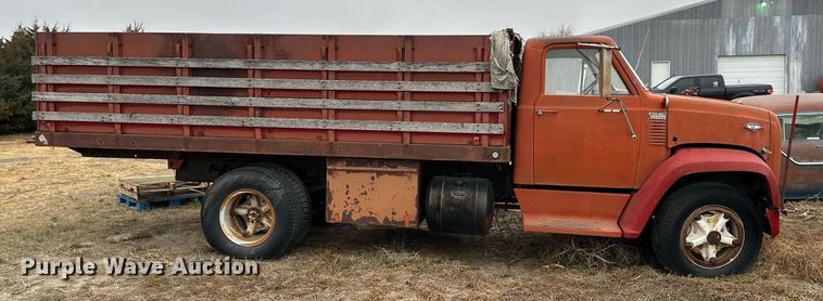 image for item NS9019 1966 GMC 5500  grain truck