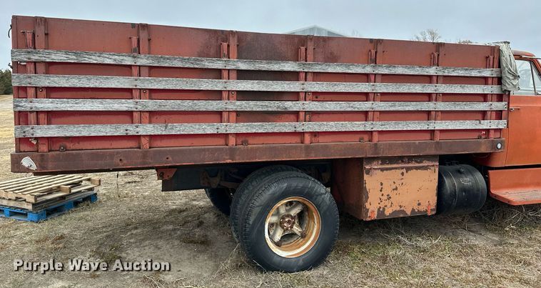 image for item NS9019 1966 GMC 5500  grain truck