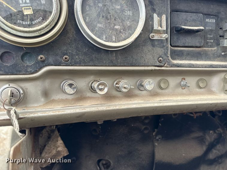 image for item NS9019 1966 GMC 5500  grain truck