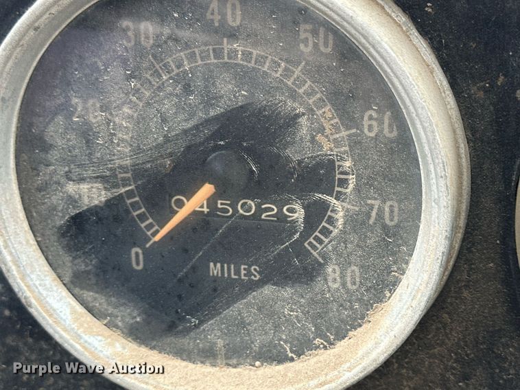 image for item NS9019 1966 GMC 5500  grain truck