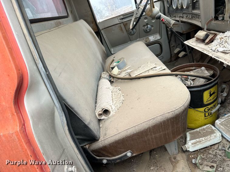 image for item NS9019 1966 GMC 5500  grain truck