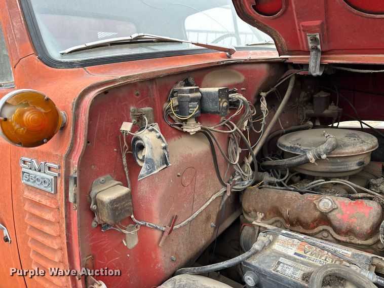 image for item NS9019 1966 GMC 5500  grain truck