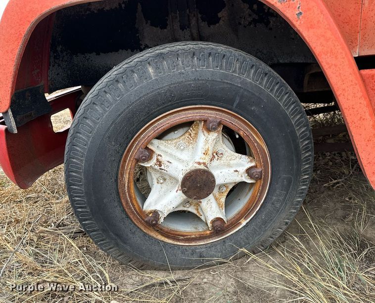 image for item NS9019 1966 GMC 5500  grain truck