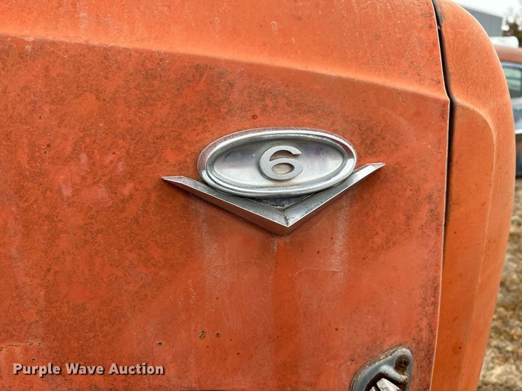 image for item NS9019 1966 GMC 5500  grain truck