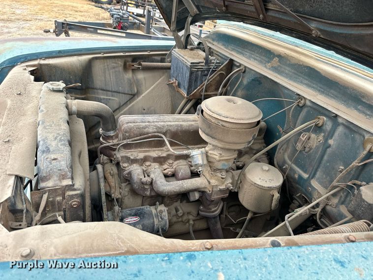 image for item NS9020 1959 Chevrolet Viking 40  grain truck