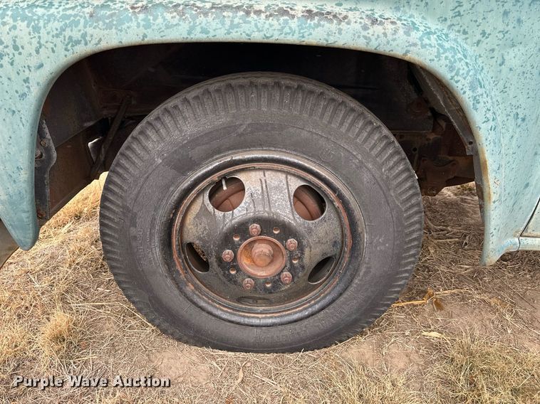 image for item NS9020 1959 Chevrolet Viking 40  grain truck