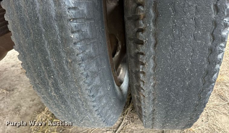 image for item NS9020 1959 Chevrolet Viking 40  grain truck