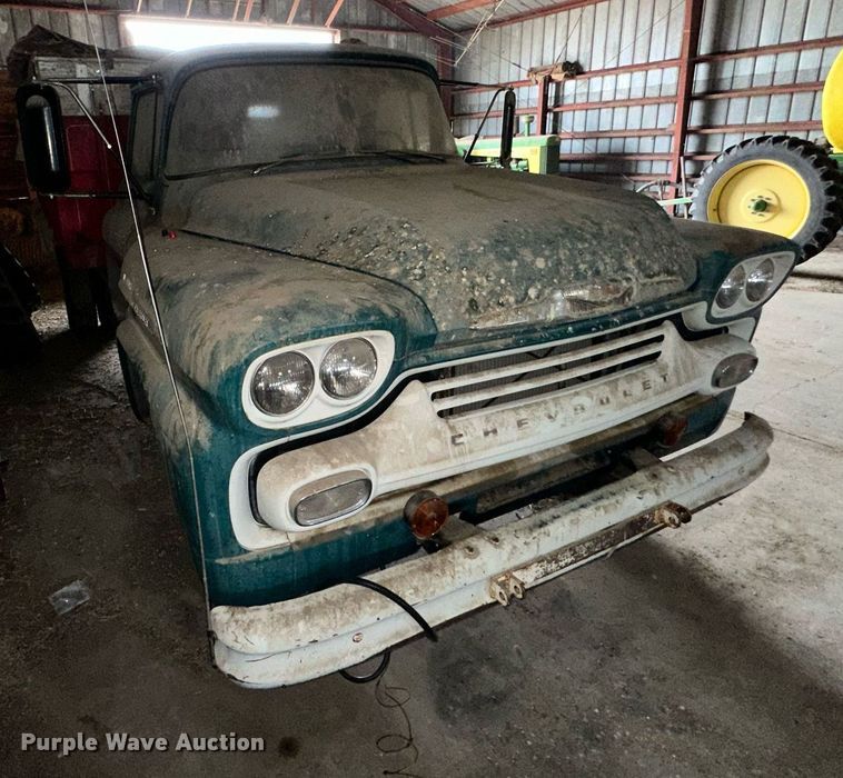 image for item NS9021 1958 Chevrolet Viking 60  grain truck