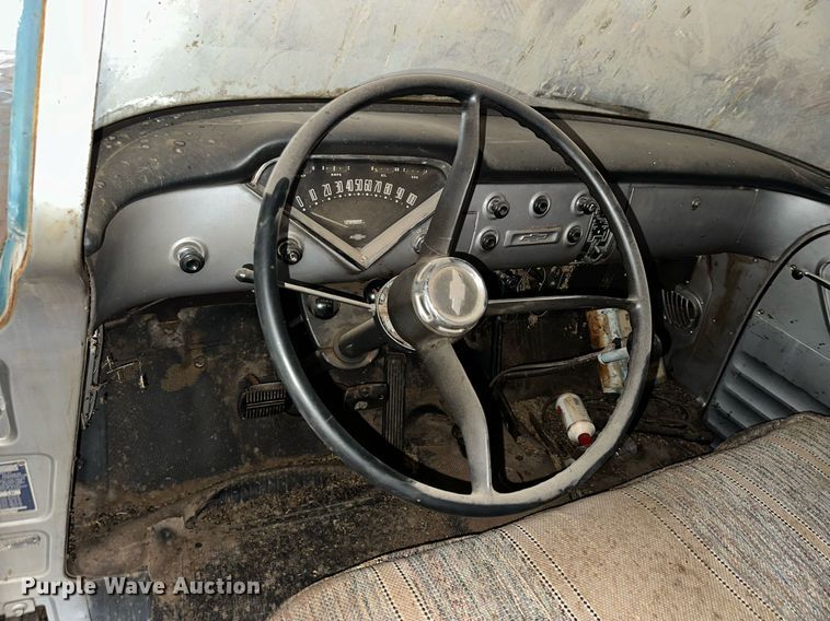 image for item NS9021 1958 Chevrolet Viking 60  grain truck