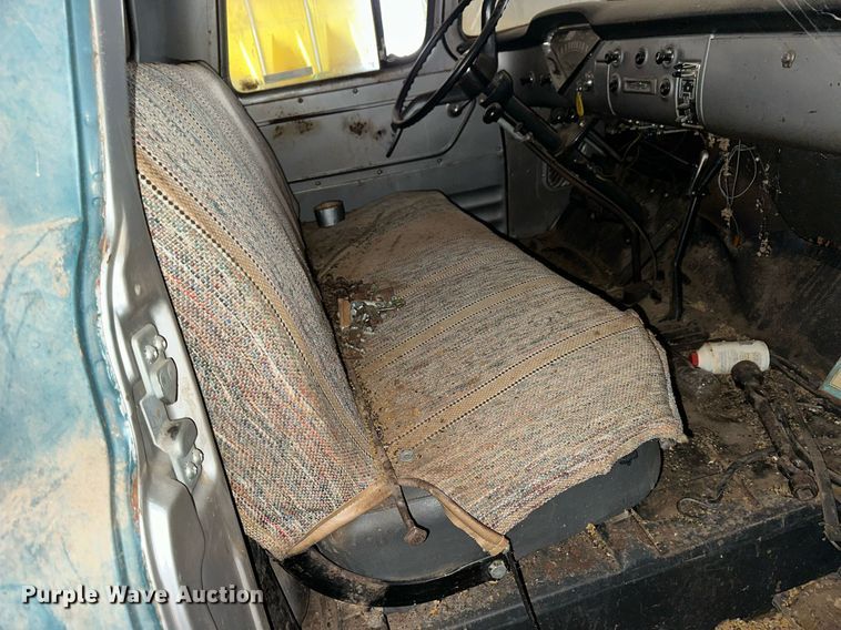 image for item NS9021 1958 Chevrolet Viking 60  grain truck