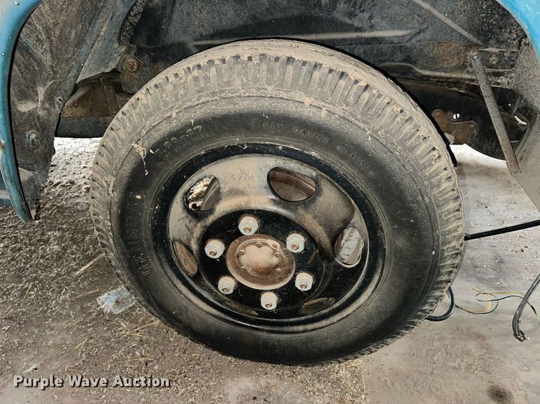 image for item NS9021 1958 Chevrolet Viking 60  grain truck