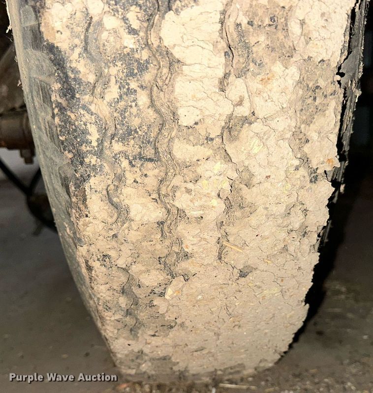 image for item NS9021 1958 Chevrolet Viking 60  grain truck